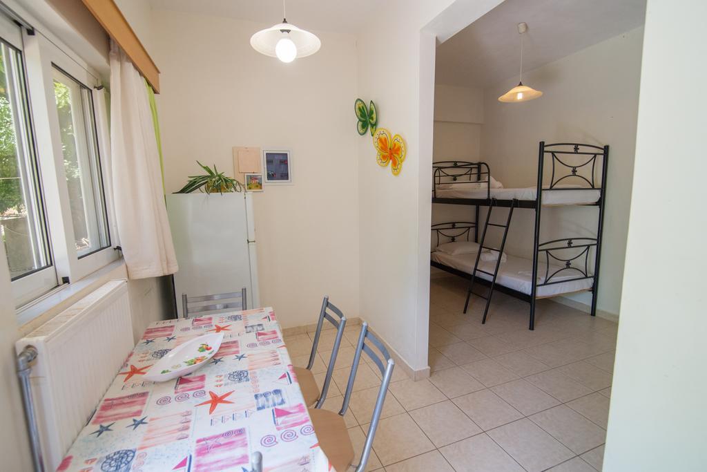 Rooms Nancy Agios Andreas  Pokoj fotografie